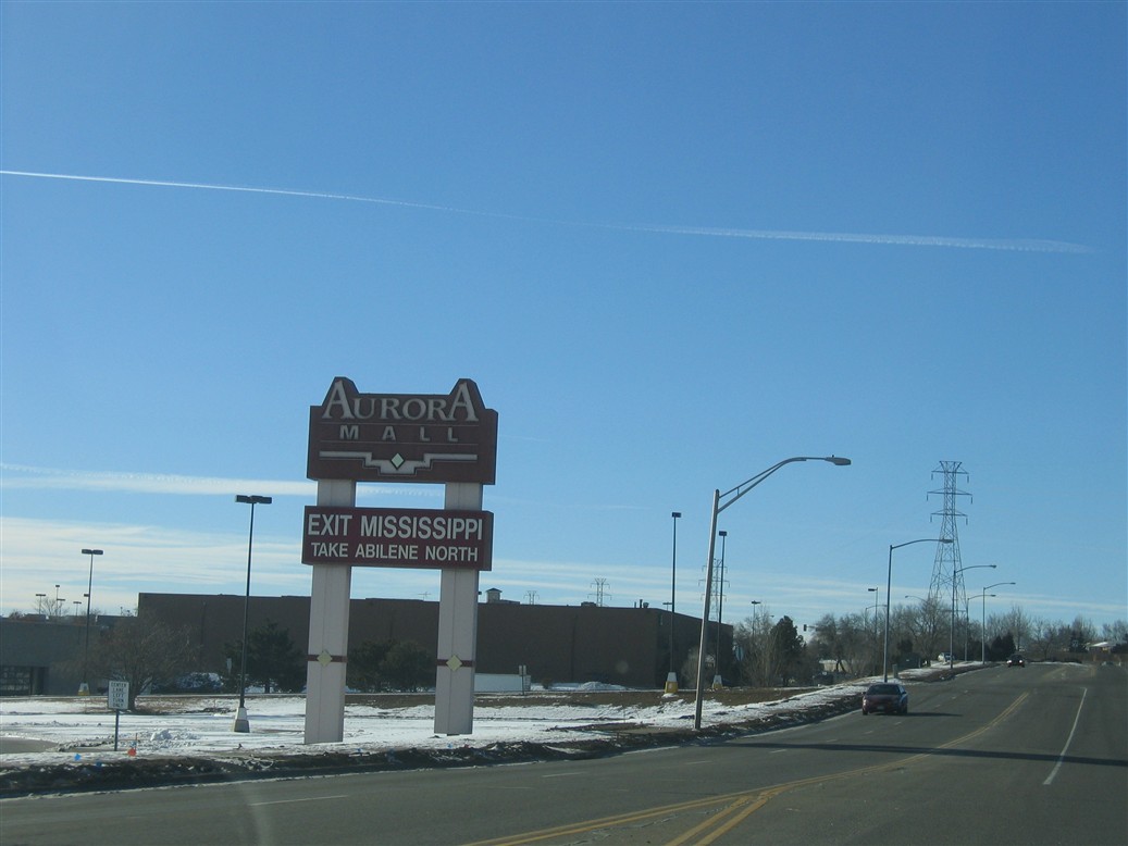 Aurora Mall sign in Aurora, CO