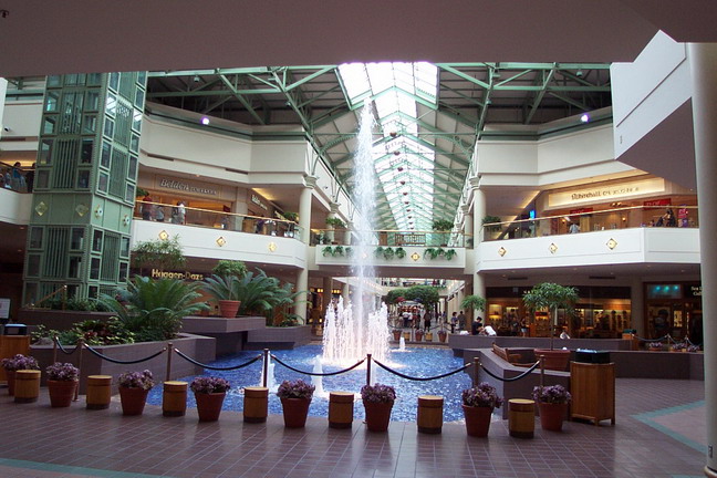 freehold mall
