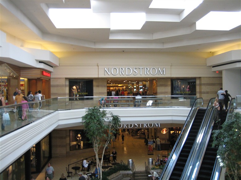 51 Responses to â€œWoodfield Mall; Schaumburg, Illinoisâ€