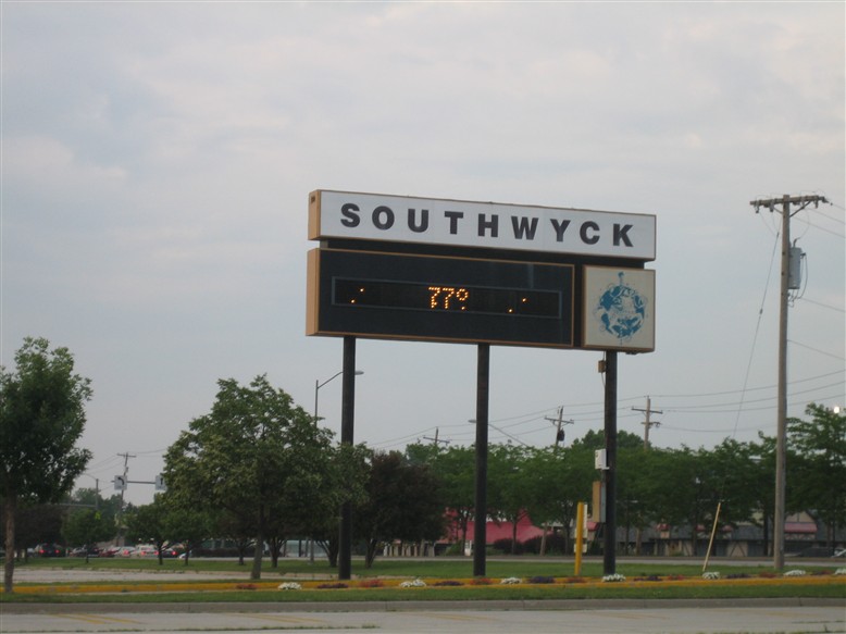 Main Pylon at Southwyck Mall in Toledo, OH