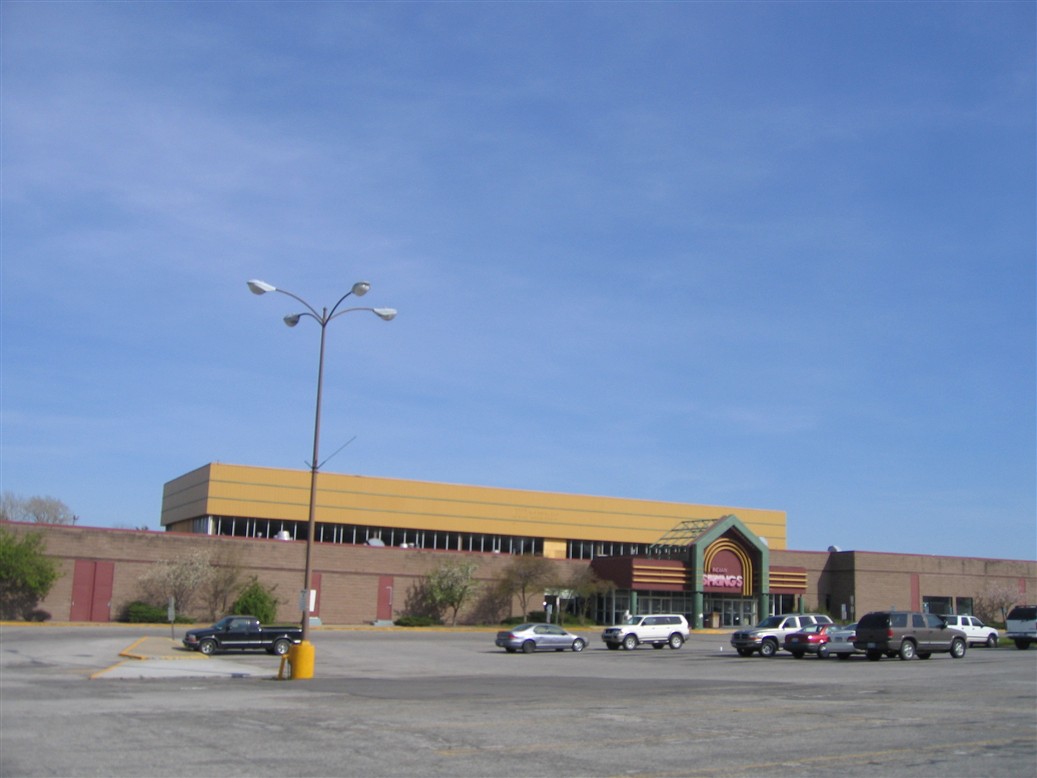 Indian Springs Mall in Kansas City, KS