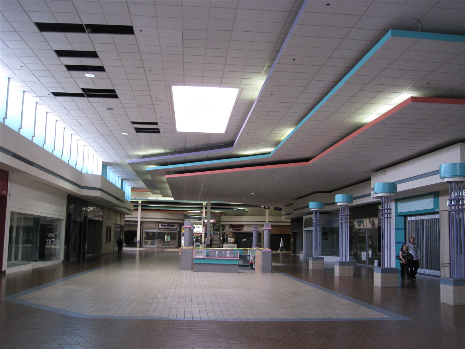 Universal Mall in Warren, MI