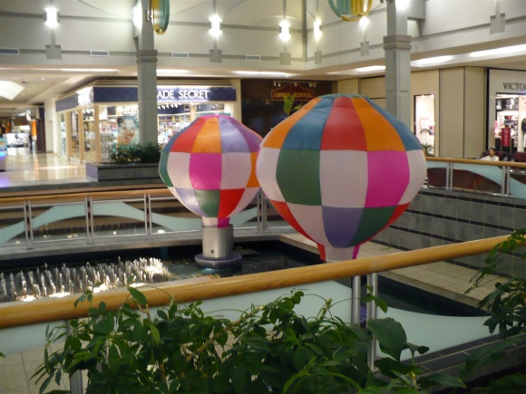 Main Court Balloon Vents