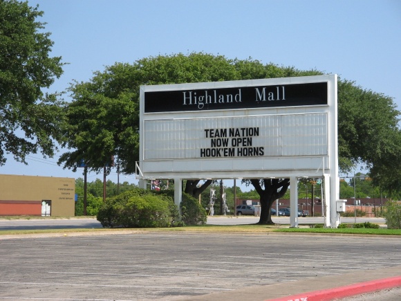 Highland-Mall-08
