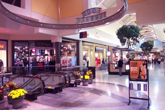 Labelscar: The Retail History BlogCrestwood Plaza (Crestwood Court); Crestwood, Missouri ...