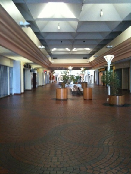 Labelscar: The Retail History BlogPalm Springs Mall; Palm Springs, California - Labelscar: The ...