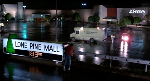 lone-pine-mall